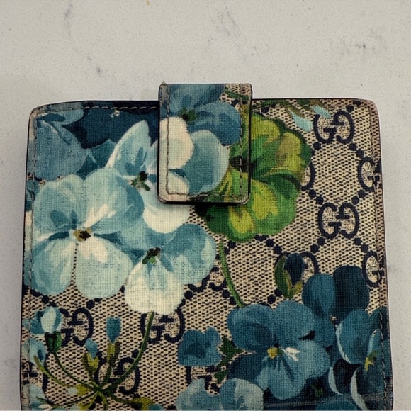 EUC AUTH Gucci in Bloom - Blue Bi-Fold Wallet *Stunning* LIMITED EDITION - Picture 6 of 12